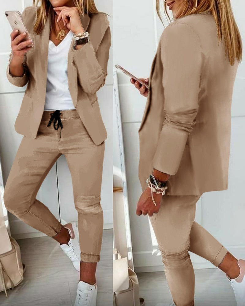 Lykke - Stylish set with jacket and trousers in a modern fit