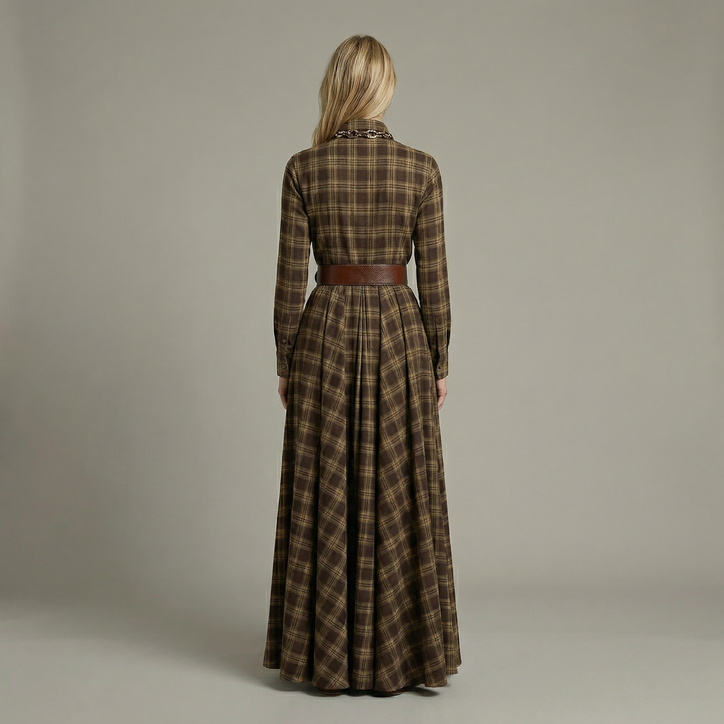 Elvira – Elegant checked maxi dress