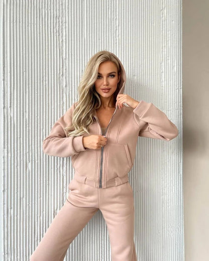 Nora - Sporty 2-piece set for comfort and style
