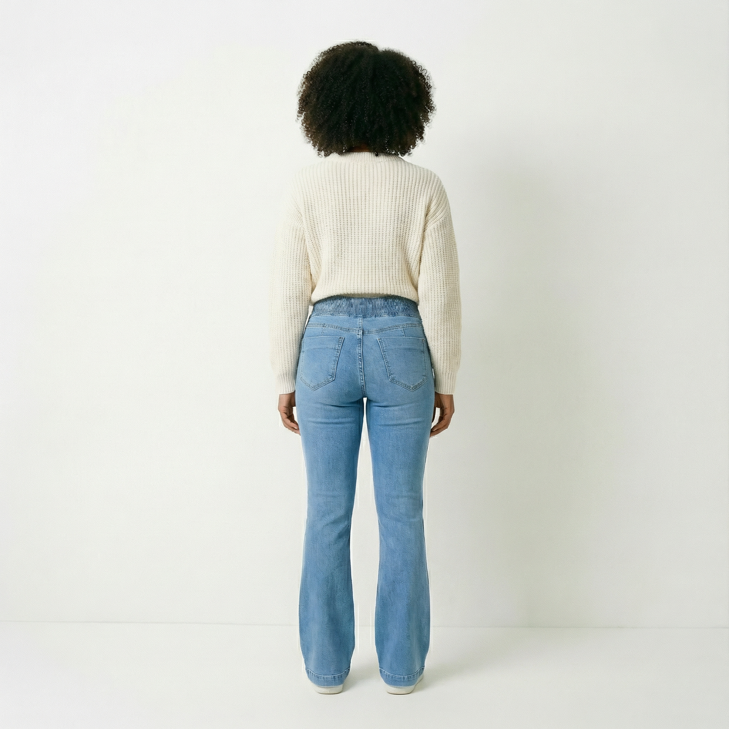 Elvira – High-waisted jeans with a flattering fit