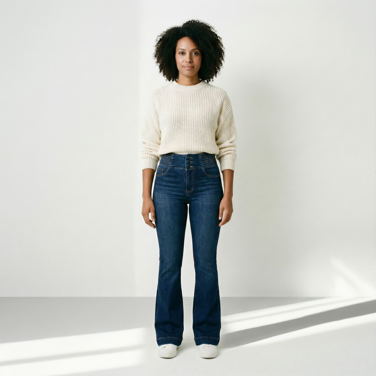 Elvira – High-waisted jeans with a flattering fit