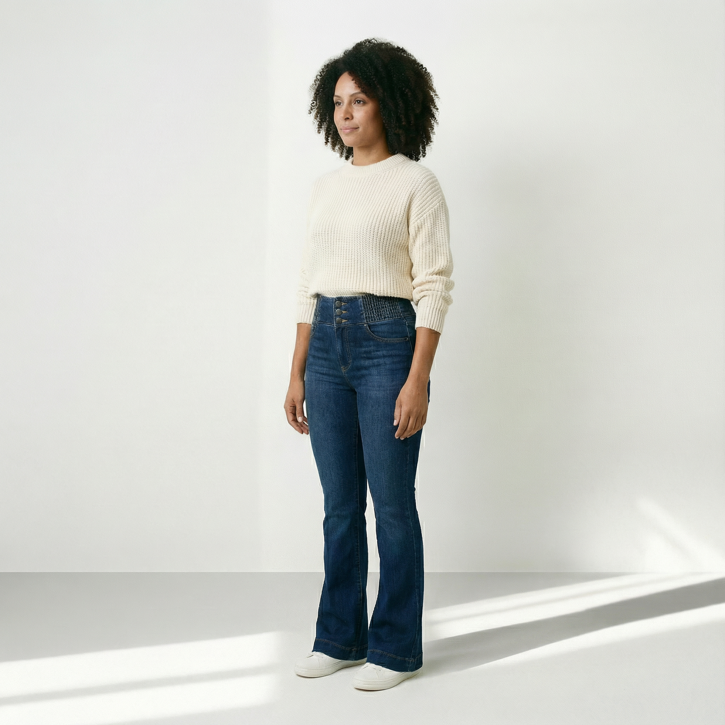 Elvira – High-waisted jeans with a flattering fit