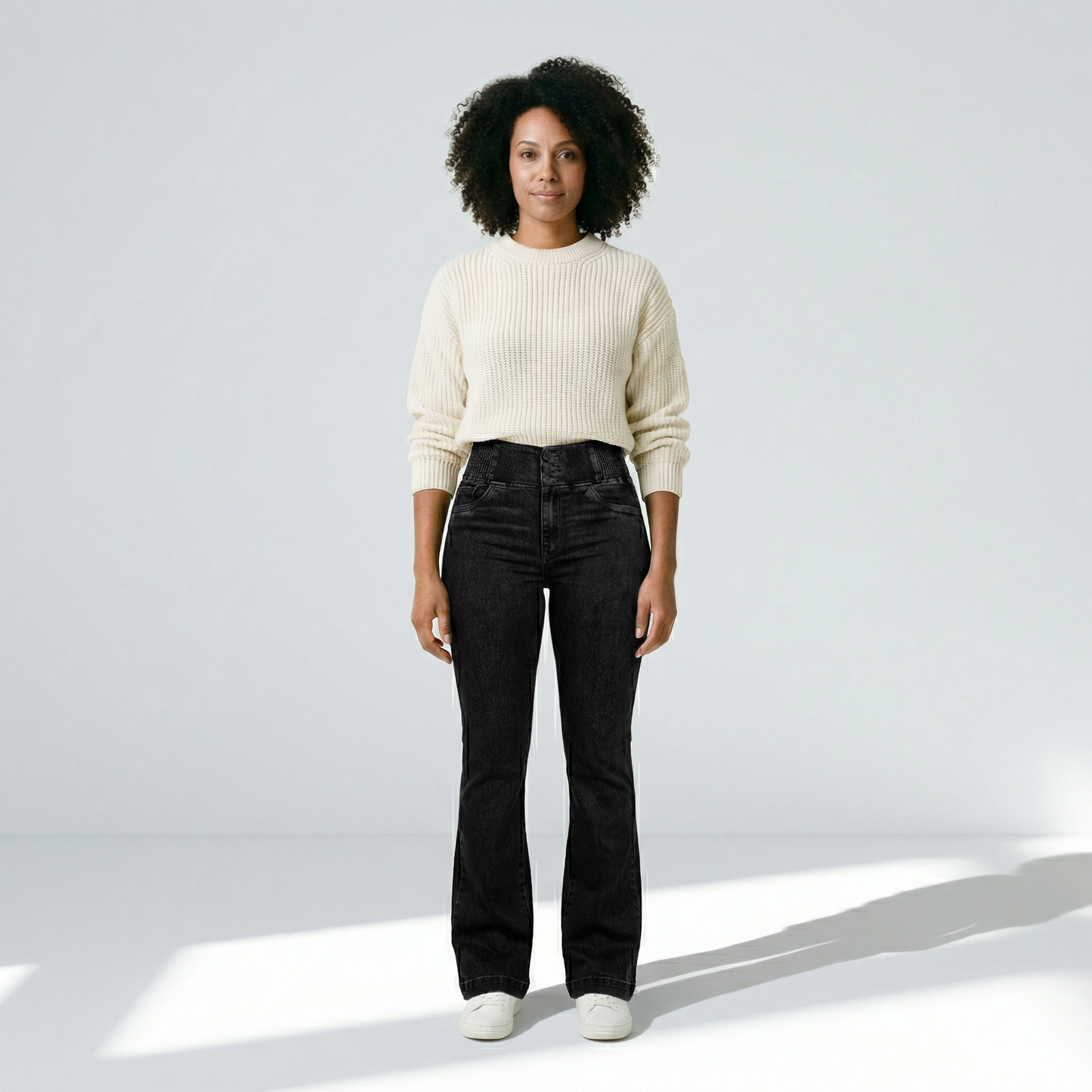 Elvira – High-waisted jeans with a flattering fit