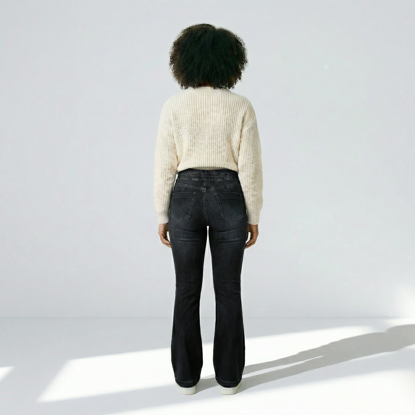 Elvira – High-waisted jeans with a flattering fit