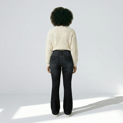 Elvira – High-waisted jeans with a flattering fit