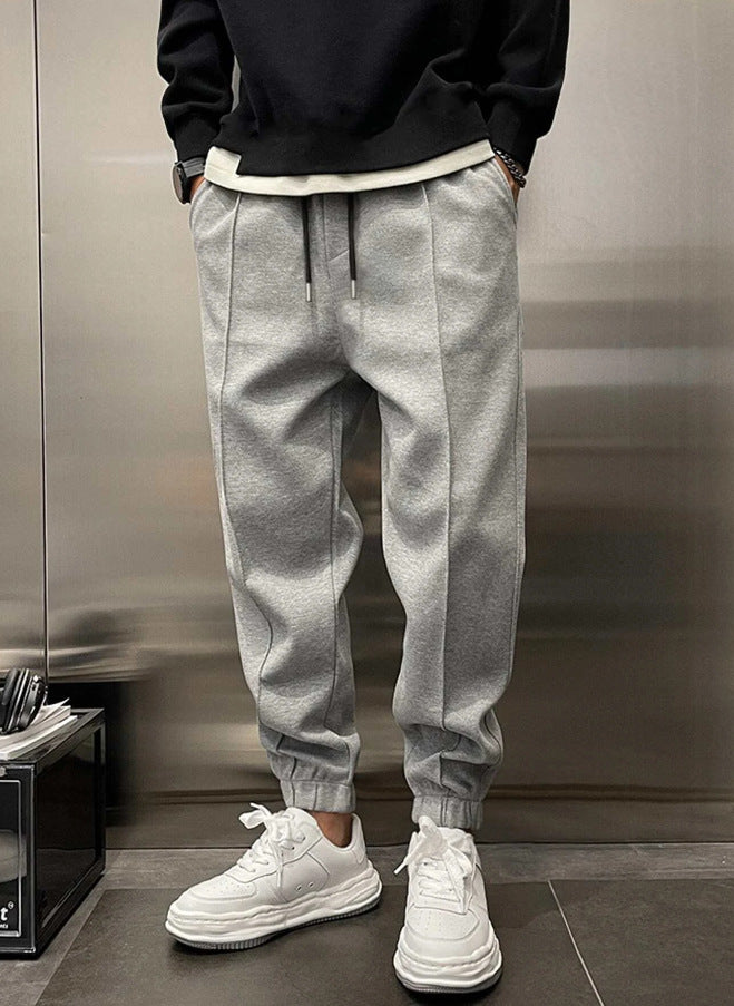Kian - Svart tapered jogger med ren look