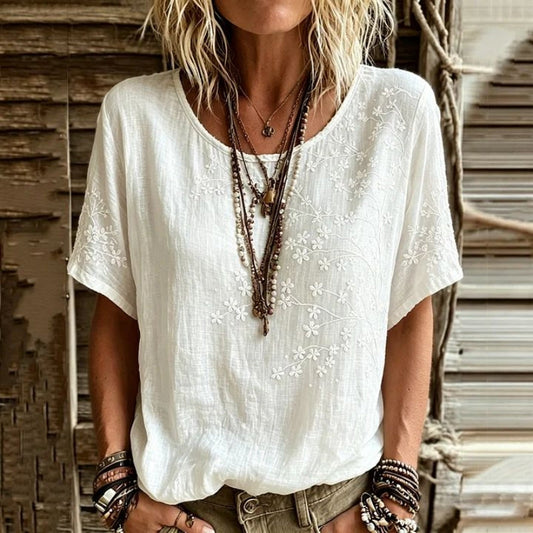 Serelia – Embroidered blouse with natural bohemian elegance