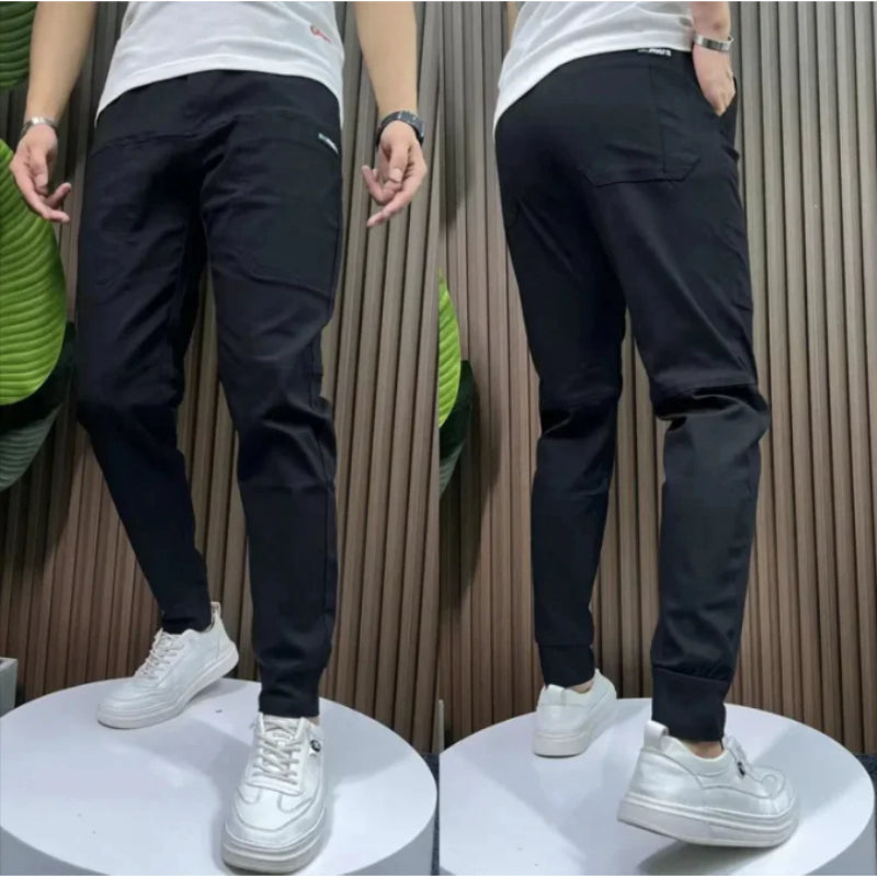Bren - Svart tapered byxa med ren finish