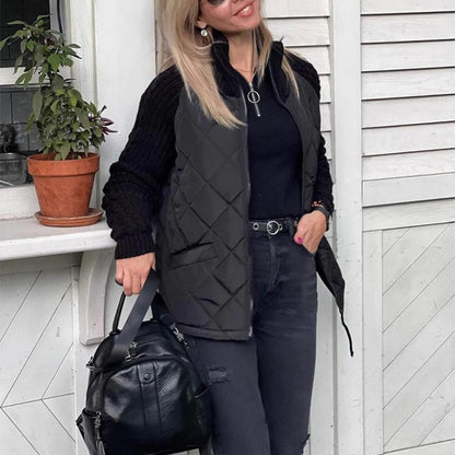 Alva – Knitted jacket with quilted front