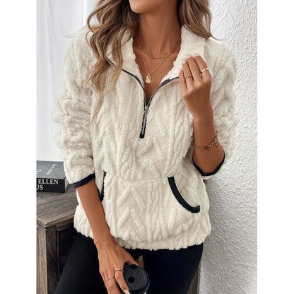 Noor – Soft half-zip teddy jumper