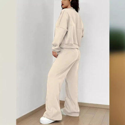 Ayla - Comfortable 2-piece set for a modern style