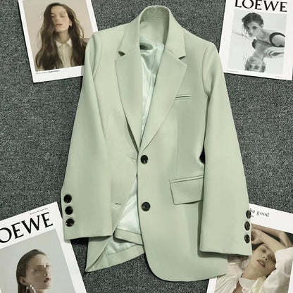 Elinea – Minimalistisk blazer med rent silhuett