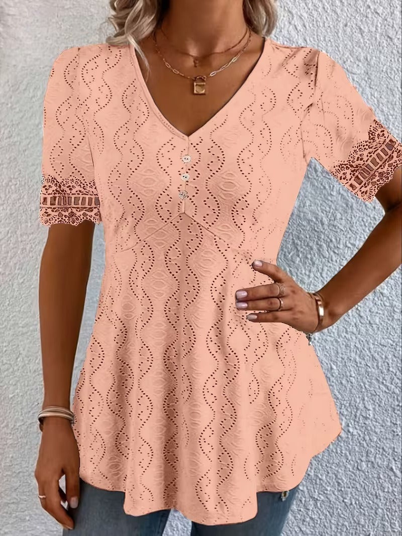 Selma - Elegant lace blouse with a feminine touch