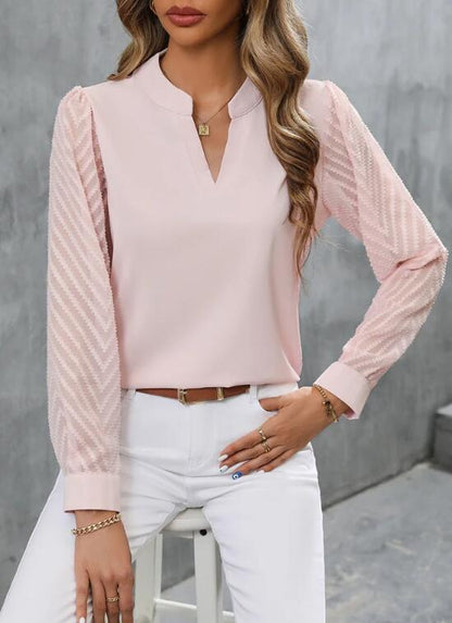 Ilona – Blus med eleganta ärmar och mjuk känsla