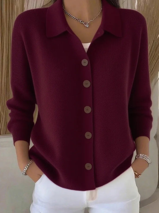 Svalaia – Soft knitted vest with button fastening