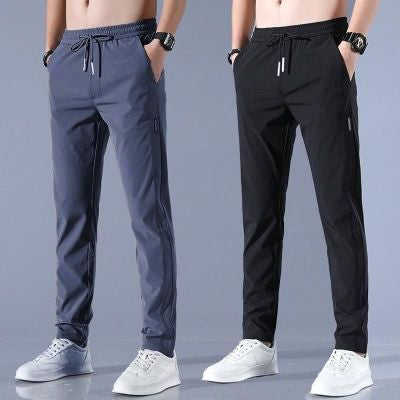 Xerik - Svart sportig byxa med tight passform