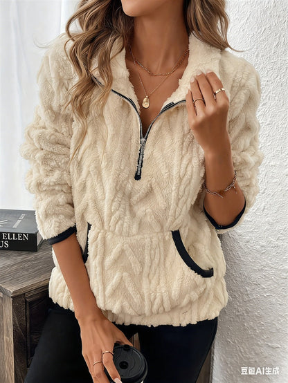 Noor – Soft half-zip teddy jumper