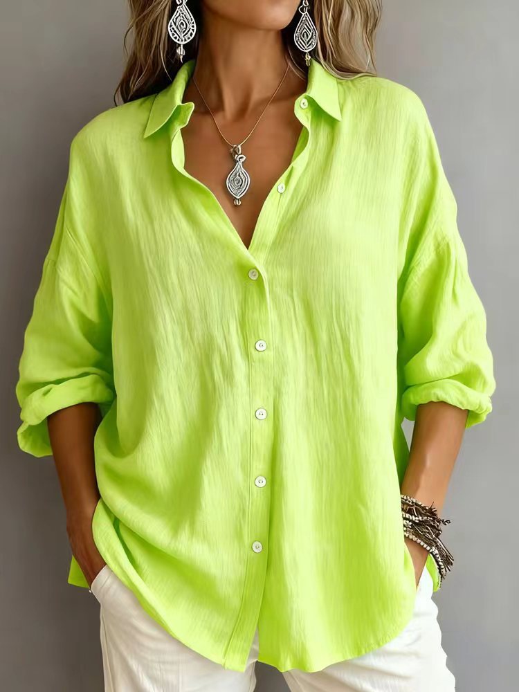 Grelia – Lätt blus med knäppning