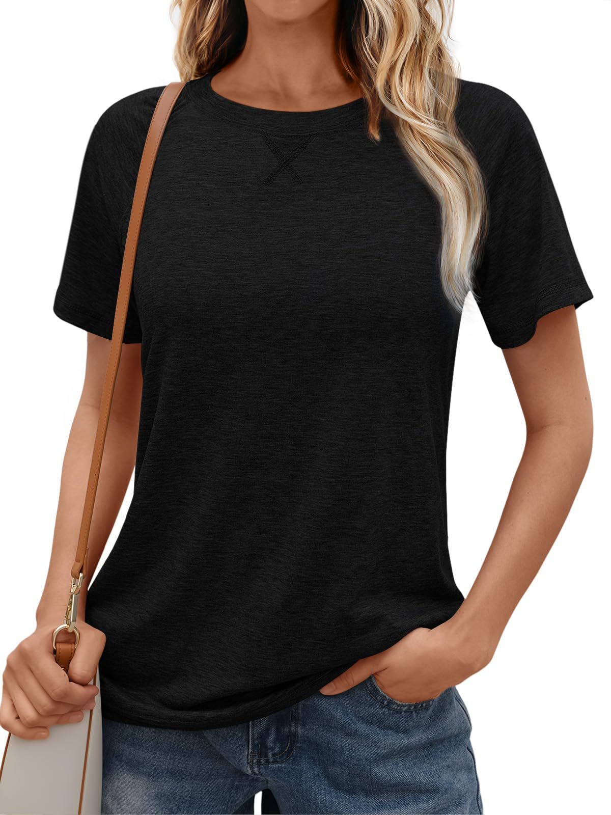 Saelin – Minimalist base top with soft texture