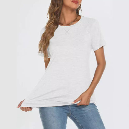 Saelin – Minimalist base top with soft texture