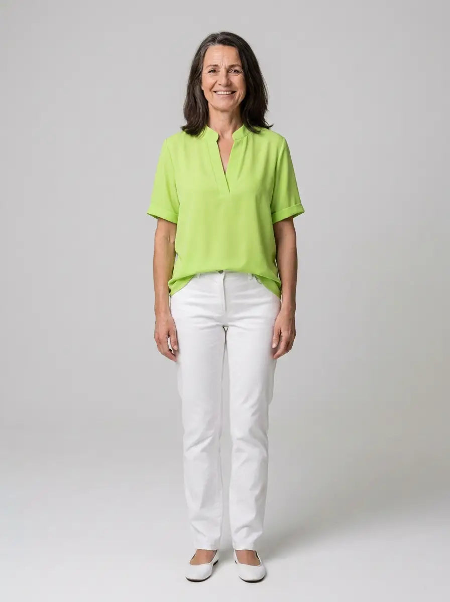 Novellea – Elegant blouse with stylish V-neck