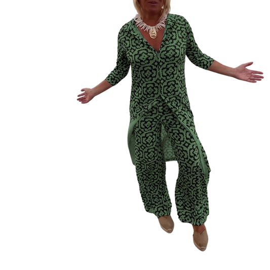 Elvira – Airy set with a patterned design