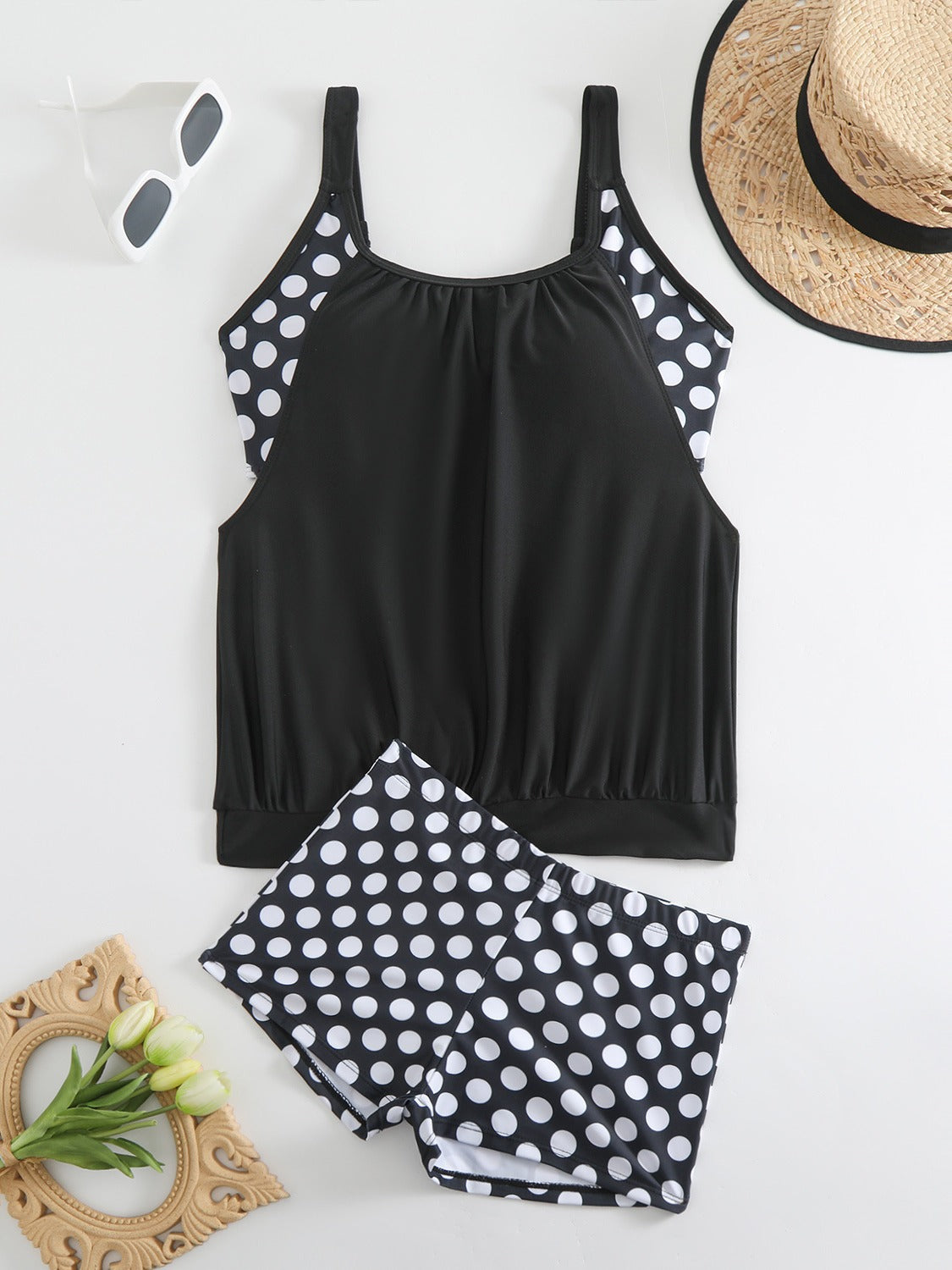Tindra – Tankini with a comfortable fit and playful design